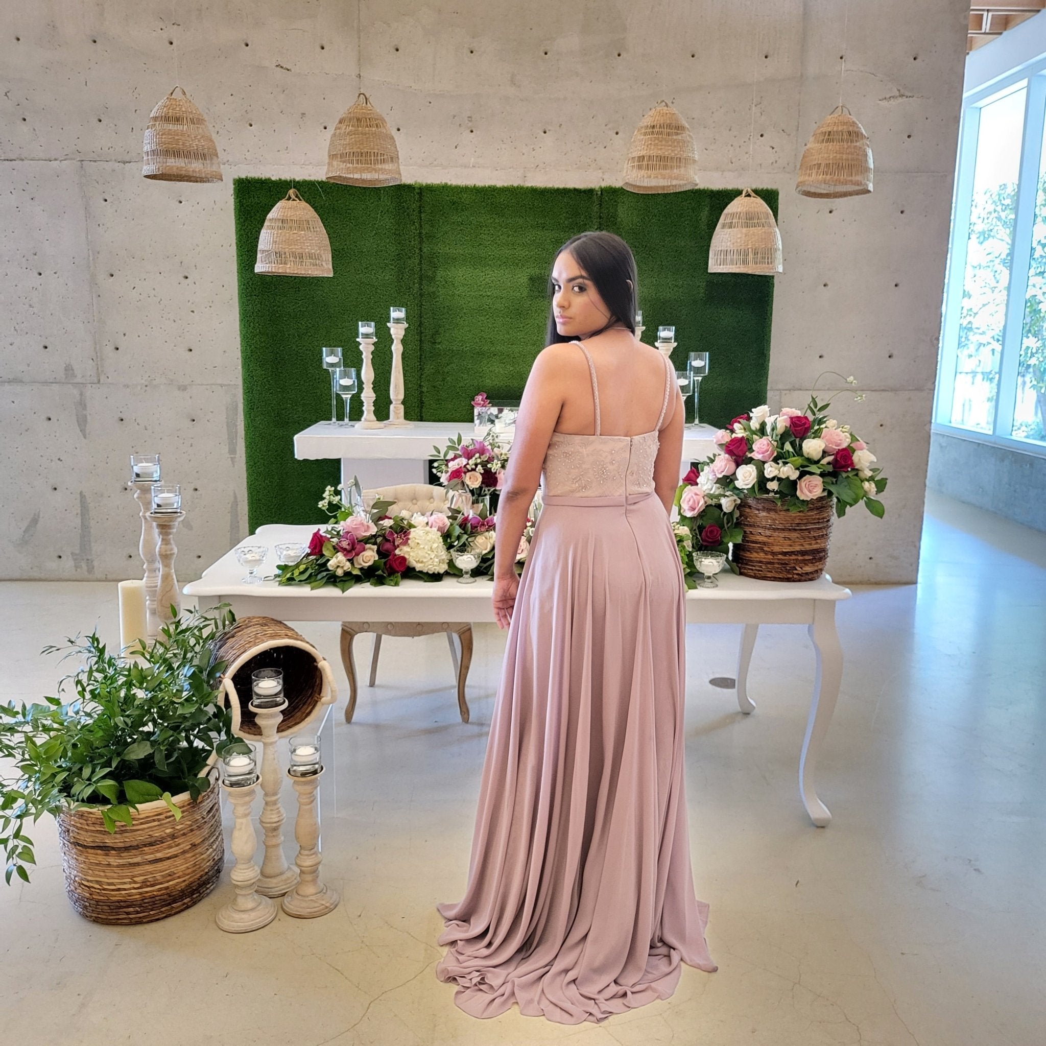 UT254 - Celebra La Boutique